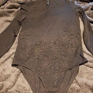 Lace off the shoulder undershirt